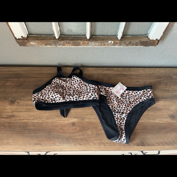 Pink Lily Other - Leopard bikini